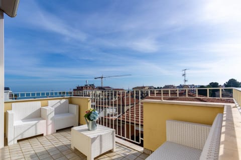 Day, Natural landscape, View (from property/room), Balcony/Terrace, Sea view