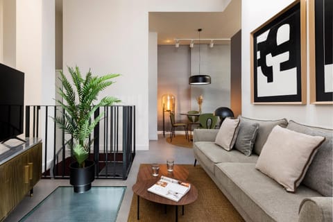 TV and multimedia, Living room, Dining area