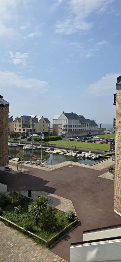 Seaside Chic Apartment in Deauville