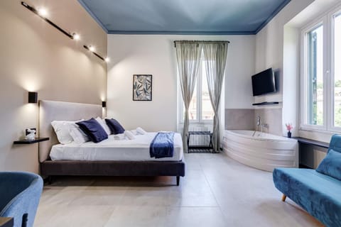 TV and multimedia, Photo of the whole room, Bedroom