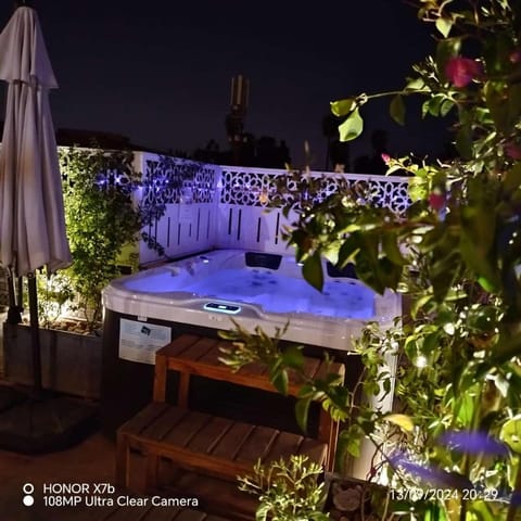 Patio, Night, Hot Tub