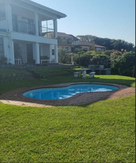 Property building, Garden, Swimming pool