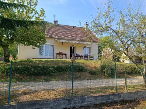 Pleine nature, 10 min zoo Beauval Mareuil sur cher House in Centre-Val de Loire