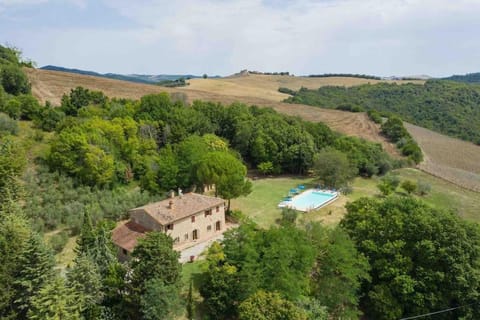 Luxury Villa Tre Querce W View - Private e Relaxing Location under stars Villa in Tuscany