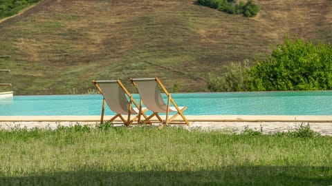 Luxury Villa Tre Querce W View - Private e Relaxing Location under stars Villa in Tuscany
