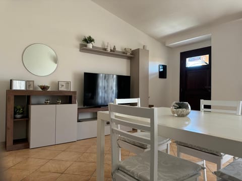 TV and multimedia, Dining area