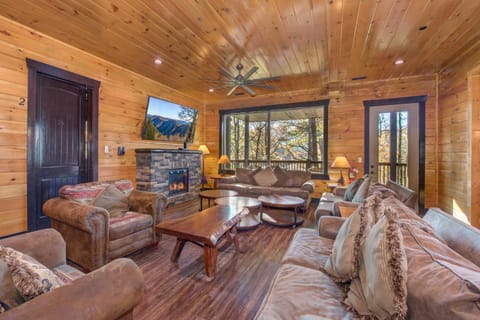 The Big Poplar Retreat by Stony Brook Cabins Cabin in Gatlinburg