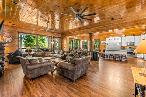 The Great Maple Retreat by Stony Brook Cabins Cabin in Gatlinburg