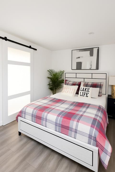 Jnice Residence Bed and Breakfast in Windsor