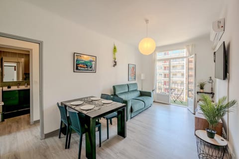 Le Mayol - T3 Clim & Balcon Apartment in Toulon