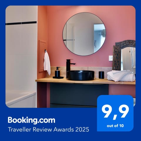 "STARRY in SO" 47m2, parking gratuit, rue calme et arborée, METRO 10 min, Stade de France 24min à pied Apartment in Saint-Denis, France