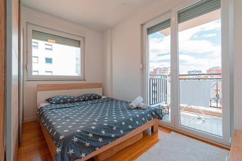 Modern Getaway - Bus Station Stay Apartment in Serbia