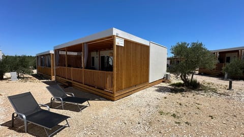 Property building, Day, sunbed