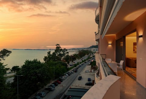 Property building, Neighbourhood, View (from property/room), Balcony/Terrace, Balcony/Terrace, Sea view, Sunset