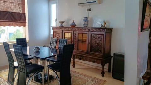 Living room, Dining area, air conditioner