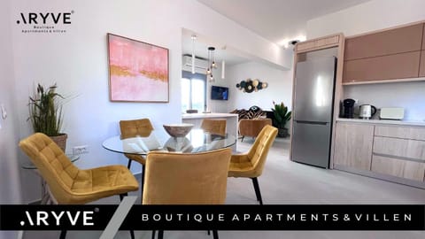 Property logo or sign, Kitchen or kitchenette, Dining area
