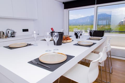 Natural landscape, Kitchen or kitchenette, Food