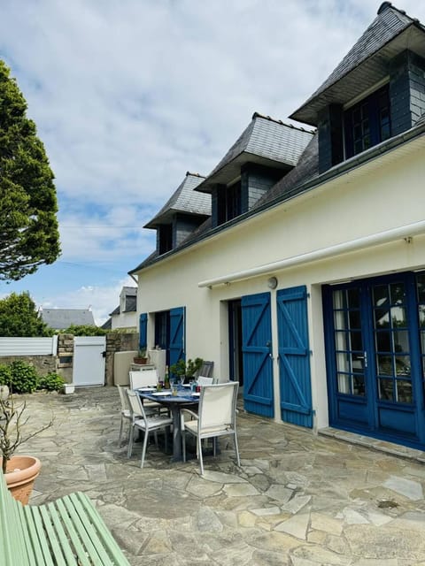 Maison voie privée, hyper centre-ville, 200m plage Villa in Quiberon