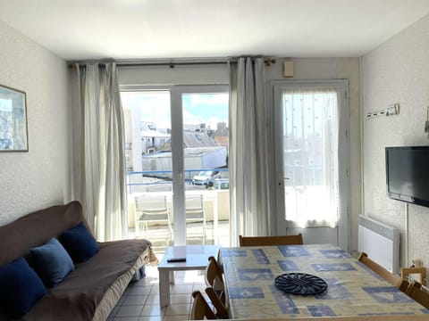 Appartement avec terrasse à 100m plage St-Guirec à PLOUMANAC'H - Réf 896 Apartment in Perros-Guirec