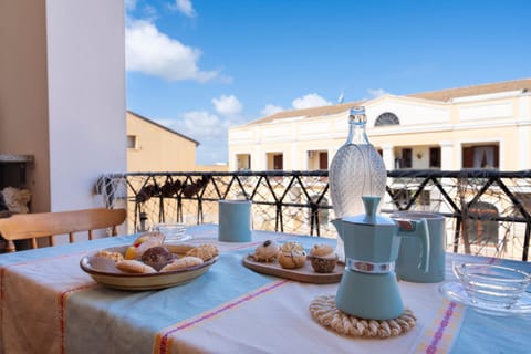 Balcony/Terrace, Breakfast