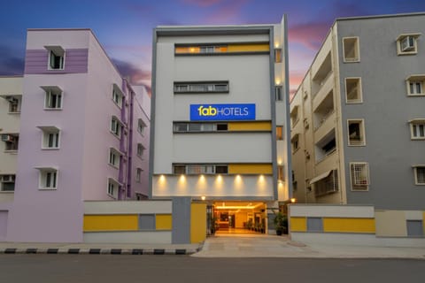 Property building, Facade/entrance