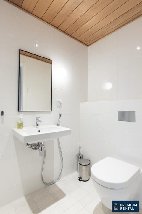 A13 Premium Double room II floor Apartment in Uusimaa