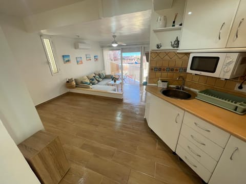 Living room, Sea view, kitchen