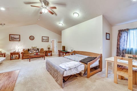 Cozy Clearwater Apartment - Hike, Fish and Explore! Apartment in Salmon River