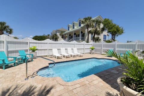 8 Sandlewood Court House in Tybee Island