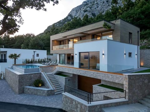 Villa Marta - Luxury Villa! - Makarska Exklusiv Villa in Baška Voda