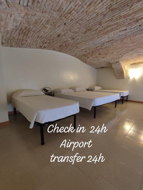 Casa Vacanze Bella-Host by Foresteria Bergamo bella Apartment in Bergamo