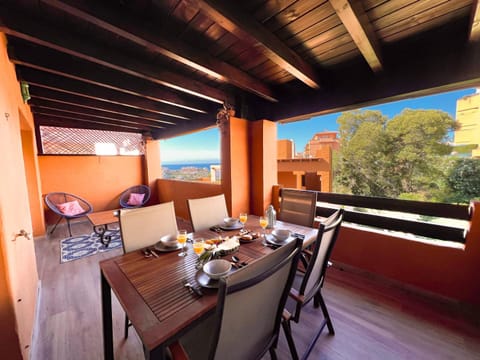 Day, View (from property/room), Balcony/Terrace, Balcony/Terrace, Seating area, Dining area, Sea view