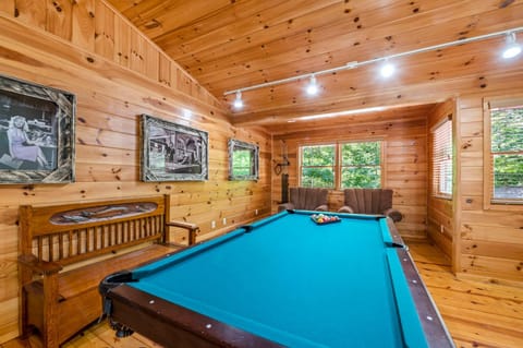 River Lodge By Stony Brook Cabins Cabin in Pittman Center