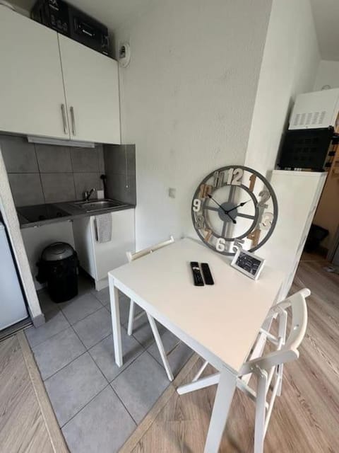 Studio Sud Paris Apartment in Île-de-France