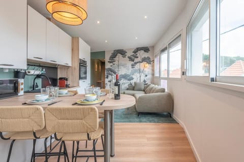 Living room, kitchen