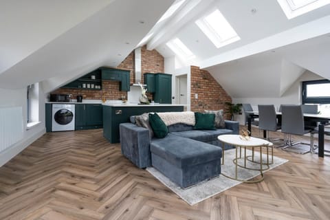 Kitchen or kitchenette, Seating area, Dining area, Sea view, Dinner, dishwasher, microwave, washing machine, kitchen