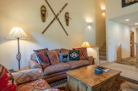 Greyhawk Condo 07 House in Ketchum