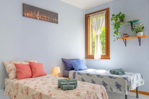 Casa Gelso - Garden, Free Wi-Fi, AC, 3 Bedroom Apartment in Vada