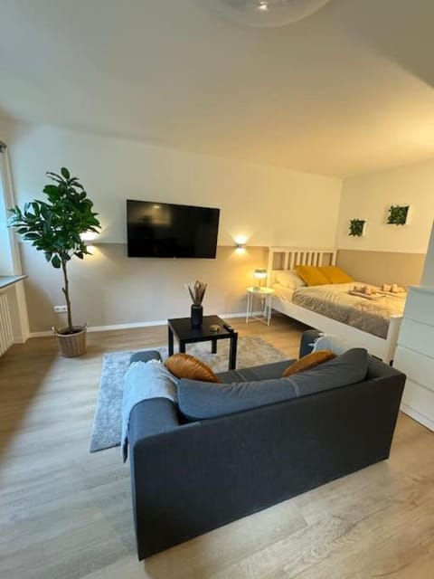 Living room, Seating area, Evening entertainment