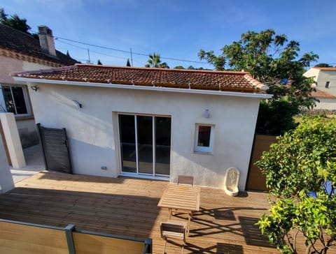 Property building, Balcony/Terrace