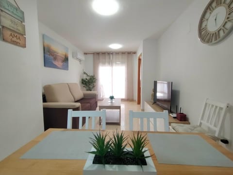 Living room, Dining area, air conditioner