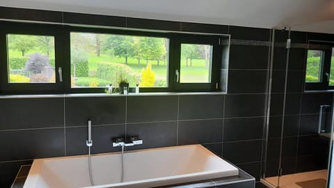 Maison à 10 min du Circuit de Spa-Francorchamps House in Trois-Ponts