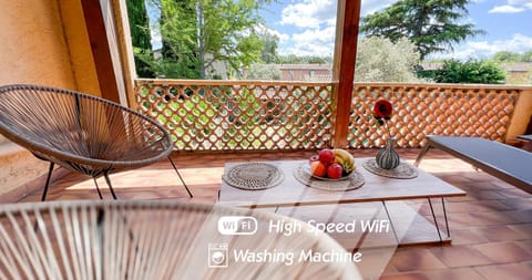 Garden, View (from property/room), Balcony/Terrace, Seating area, Garden view