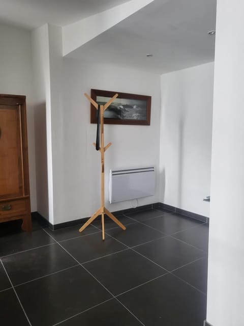 "Villa Ty Clipper" à 5 minutes des plages et des criques! Piste cyclable juste en face de la maison menant à la station balnéaire de Beg-Meil en 3 minutes à vélo! Villa in Fouesnant