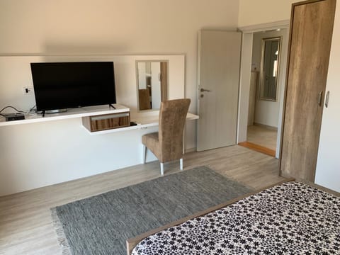 Villa DanDan Sutomore Apartment in Montenegro