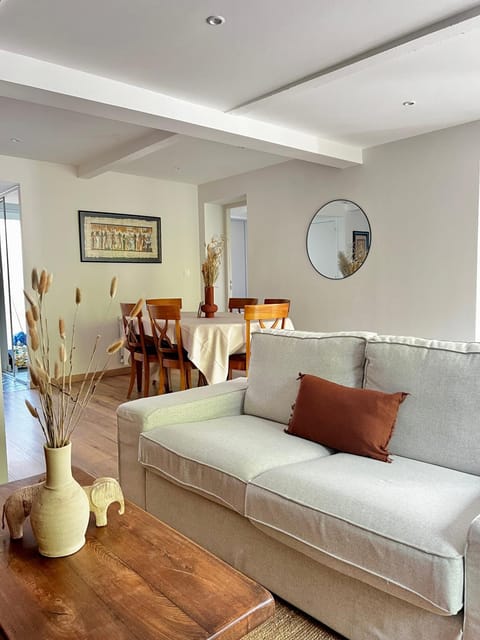 La Maison en bord de Vilaine, Centre de Rennes House in Rennes