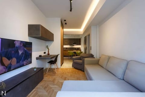 Communal lounge/ TV room, TV and multimedia, Kitchen or kitchenette, Living room, Seating area, Evening entertainment
