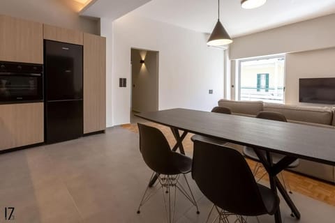 TV and multimedia, Living room, Seating area, Dining area, Evening entertainment, oven