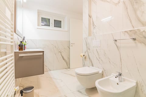 VILLA DEI VENTI NORTH by Curtiaffitti Villa in Province of Lecco