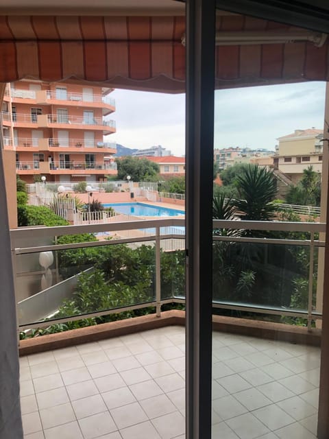 Riviera Plage Apartment in Roquebrune-Cap-Martin